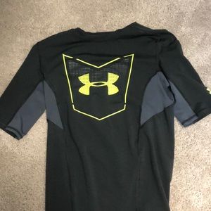 Under armor dry-fit compression shirt